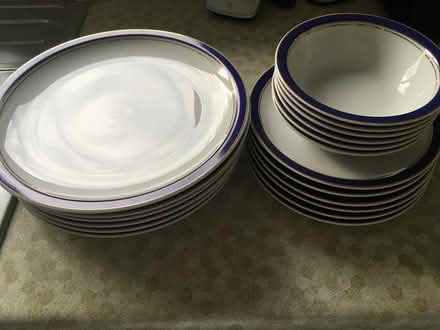 Photo of free dinner set (near leigh sinton road) #1