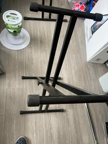 Photo of free Keyboard Stand (SW2) #2