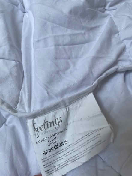 Photo of free Duvet 200x200 (islington N1) #2
