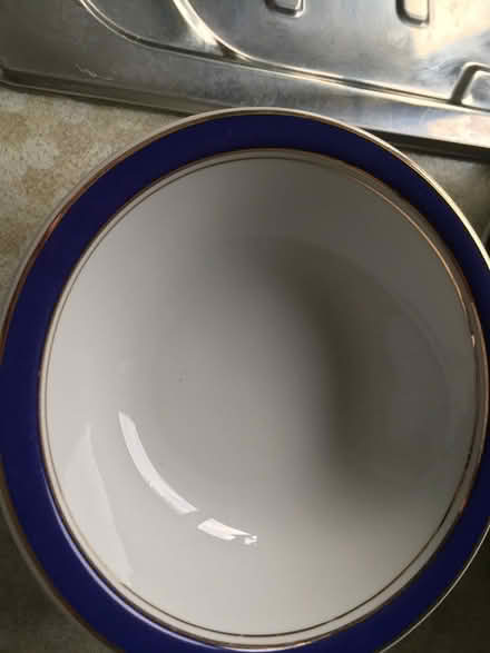 Photo of free dinner set (near leigh sinton road) #4