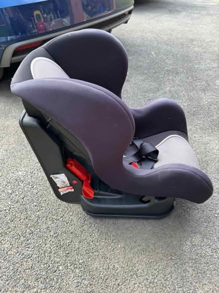 Photo of free Universal child car seat 9-18kg (Stoke Bardolph, Nottingham) #2