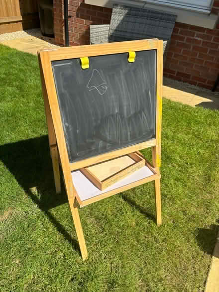 Photo of free Drawing / chalk board / easel (Stoke Bardolph, Nottingham) #1