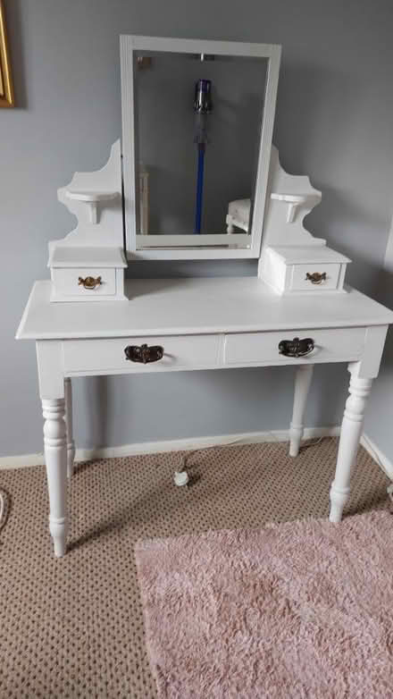 Photo of free Wooden dresser and stool (Yarnton OX5) #1