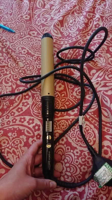 Photo of free Curling iron (LS2) #1