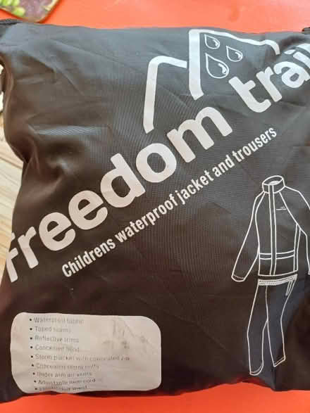 Photo of free Showerproof jacket and trousers (Morley DE21) #1