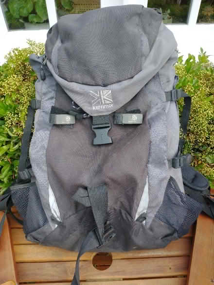 Photo of free Rucksack with wind tunnel back (Ludlow SY8) #1