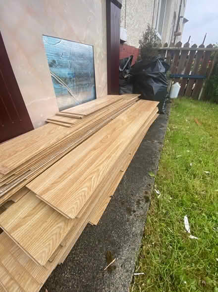 Photo of free Laminate flooring and underlay (Rutherglen) #2
