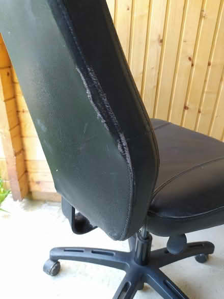 Photo of free Ikea Verksam chair (Glebe Estate UB10) #3