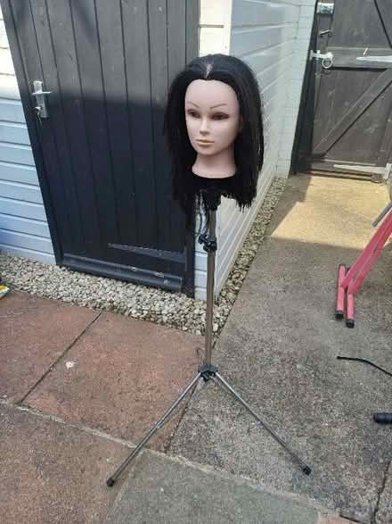 Photo of free Hairdressing head (Rose Hill OX4) #1