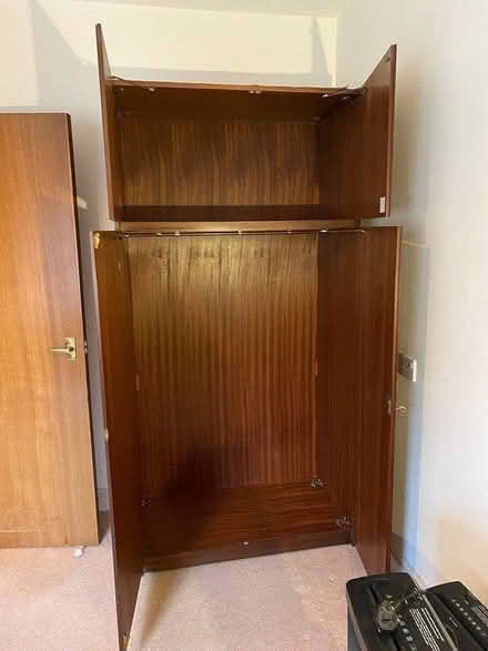 Photo of free Wardrobe good quality (Caernarfon - LL55) #2