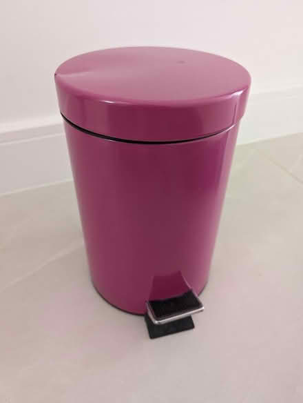Photo of free Small pink bin (HA7 Stanmore) #1