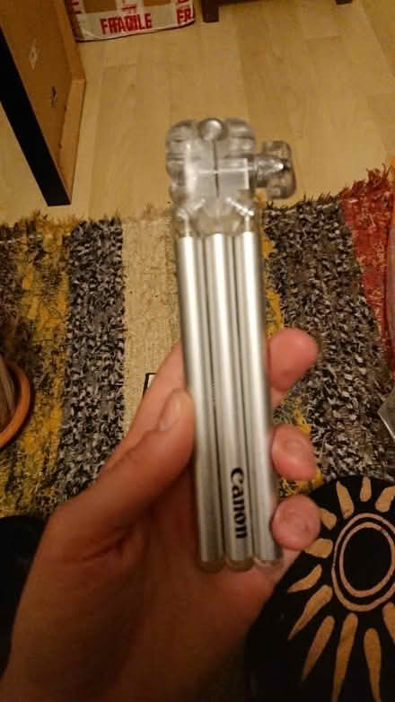 Photo of free Camera tripod and head (LS2) #1