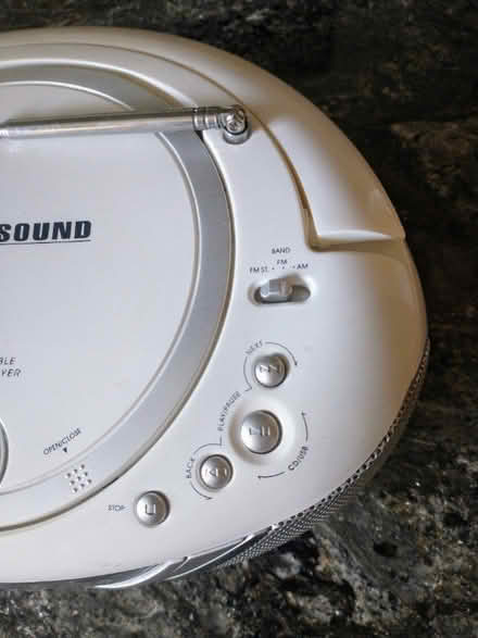 Photo of free Radio/CD Player (University Area RG6) #2