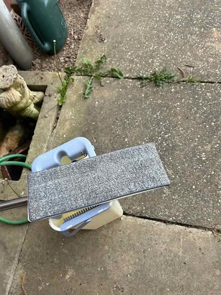 Photo of free Flat wet/dry mop (Southbourne, near Emsworth) #1
