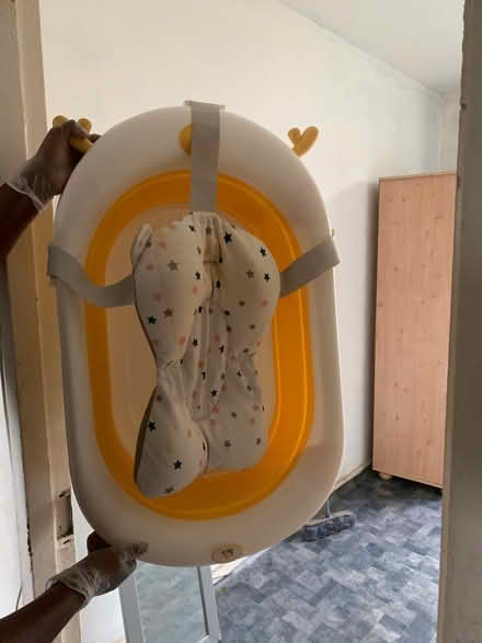 Photo of free Baby bath with insert (Islington N1) #3
