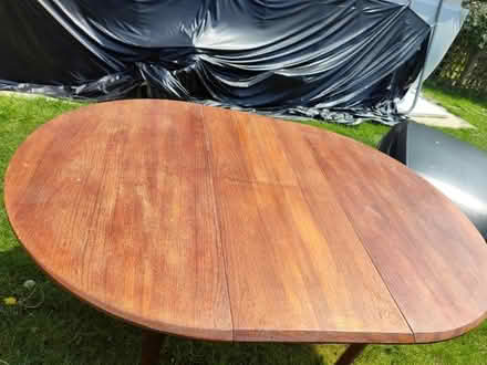 Photo of free Dining table (Stoke Row RG8) #3