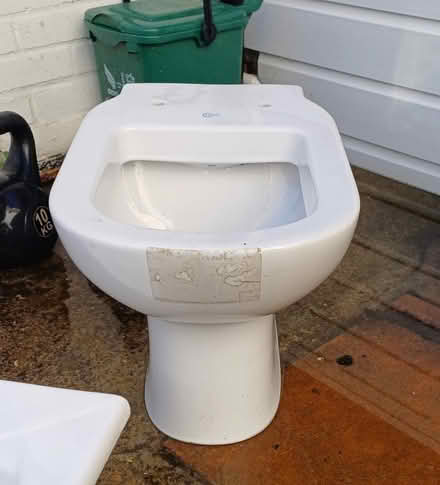 Photo of free Toilet (Rose Hill OX4) #2