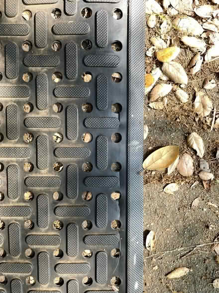 Photo of free Black Rubber Mat (Pasadena, near Bungalow Heaven) #3
