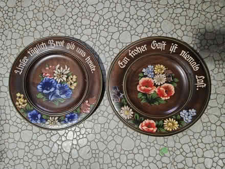 Photo of free Wooden decorate plates (Mount Prospect) #1