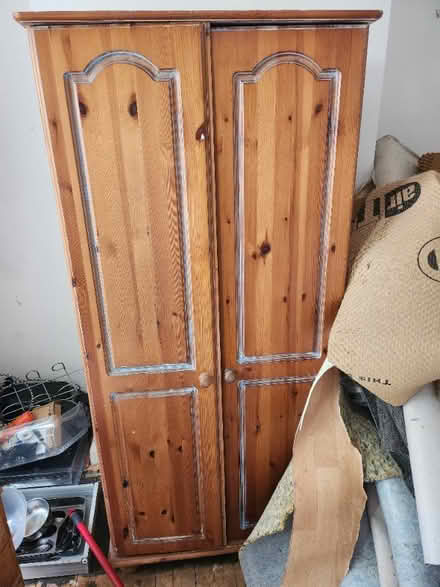 Photo of free Small Wardrobe (South Park OX4) #1