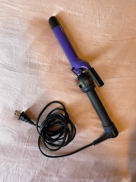 Photo of free 1” curling iron, used once (Smith Hill)