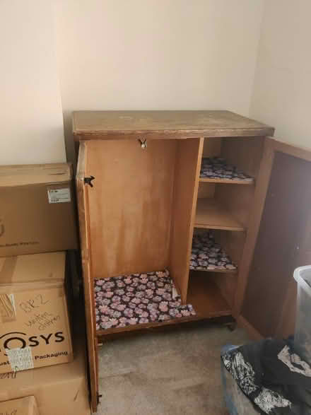 Photo of free dresser (Iffley Road OX4) #2
