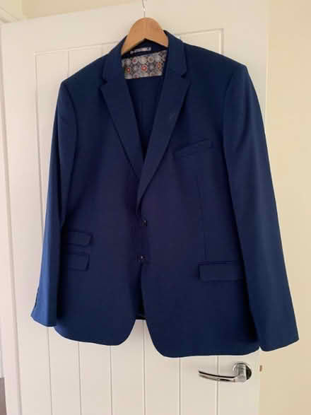 Photo of free A mans 3 piece suit. (Ormskirk L40) #1