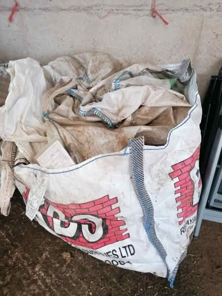 Photo of free Dumpy bags (Woodbrook HR5) #1