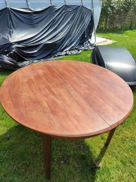 Photo of free Dining table (Stoke Row RG8) #2