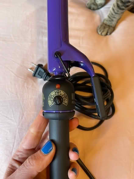 Photo of free 1” curling iron, used once (Smith Hill)