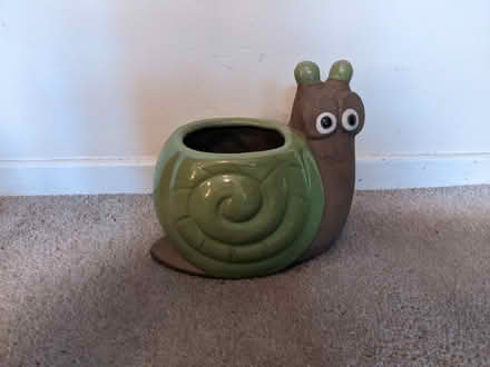 Photo of free Cute Snail Flower Pot (Twickenham TW1) #1