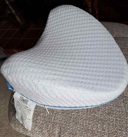 Photo of free Leg/Knee Pillow (Moggerhanger MK44) #1