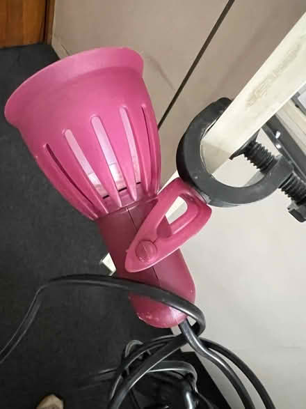 Photo of free 2 x small lights clamp on (Teddington TW11) #2