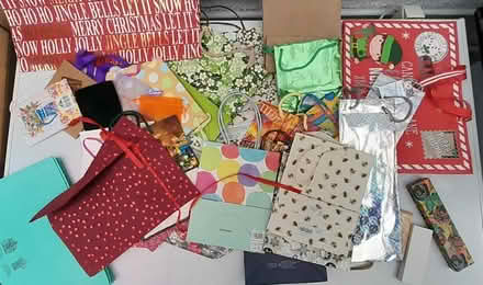 Photo of free Large collection of gift bags (Bernards Heath AL1) #1