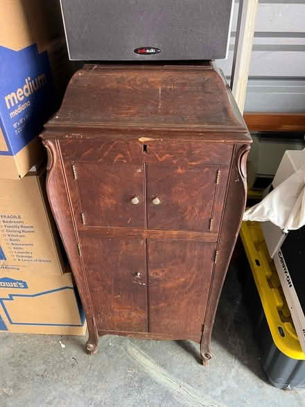Photo of free Victrola phonograph player (Storage) #1