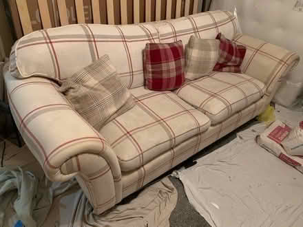 Photo of free Cream with red stripes sofa (EX8) #2