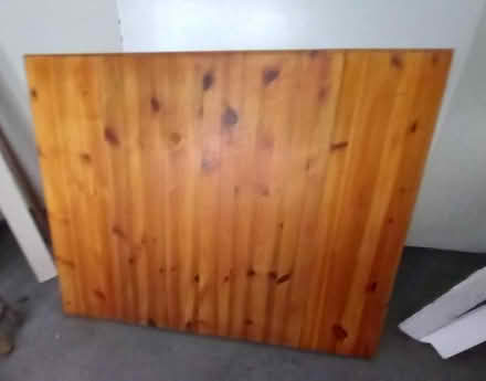 Photo of free Top kitchen table (EH8) #3