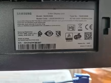 Photo of free Computer screen (Hayes BR2) #3