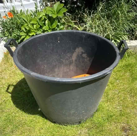 Photo of free Extra large plant pot / tub (BN1 (off Dyke Road)) #1