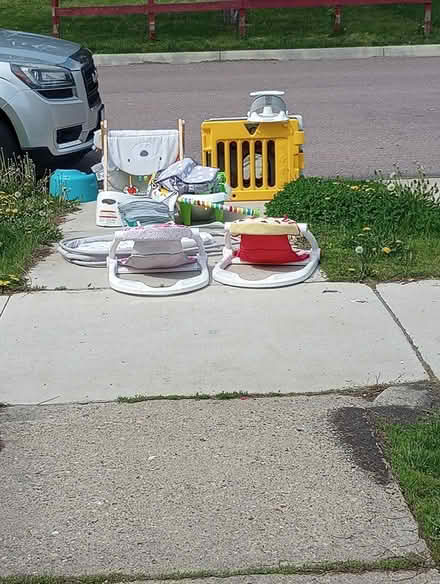 Photo of free Baby furniture (408 3rd Ave SE waseca) #1