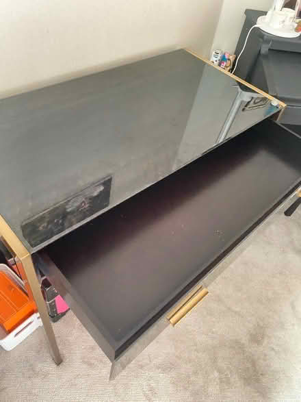 Photo of free The computer desk (SW3) #2