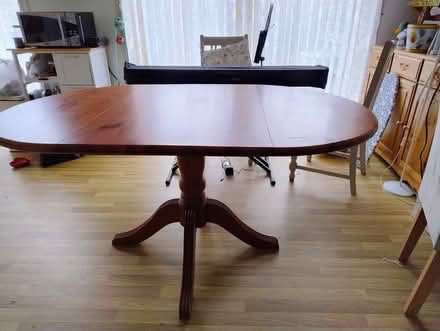 Photo of free Oak dining table (North Greenwich SE10) #2