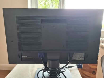 Photo of free Computer screen (Hayes BR2) #2