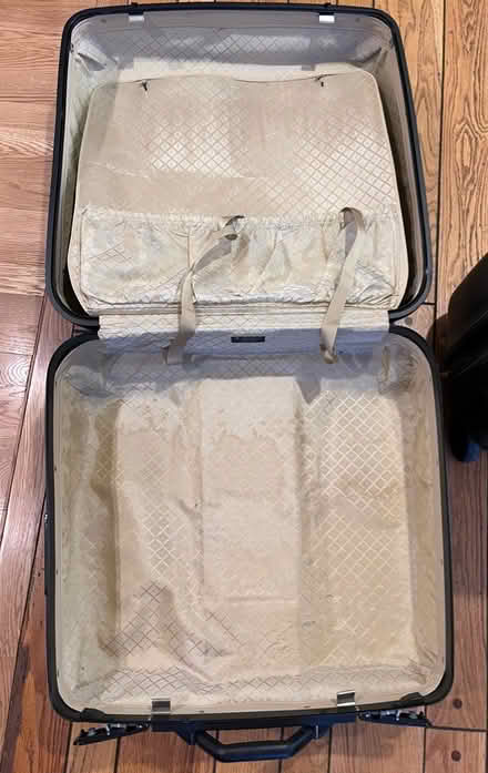 Photo of free Samsonite Suitcases (Reading) #2