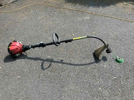 Photo of free Strimmer with broken feed head. (Little Malvern WR14) #2