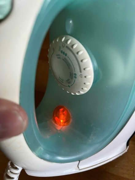 Photo of free Iron and ironing board (EN5) #4