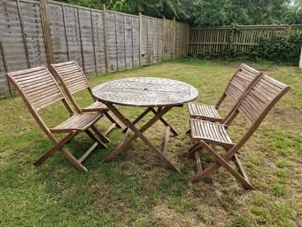 Photo of free Wooden table & 4 chairs - needs repairs! (Middleton MK10) #1