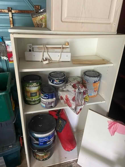 Photo of free White unit (Billericay) #1
