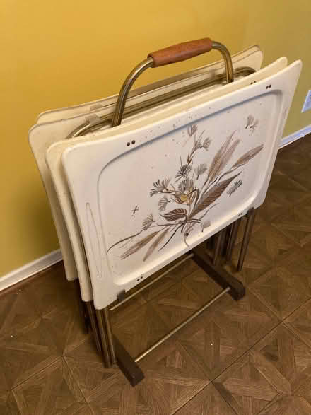 Photo of free Vintage TV Trays (Hollywood) #2
