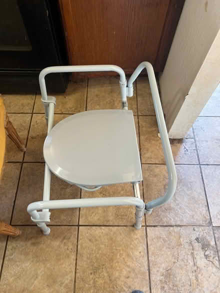 Photo of free Porta-potty (Oakland) #1